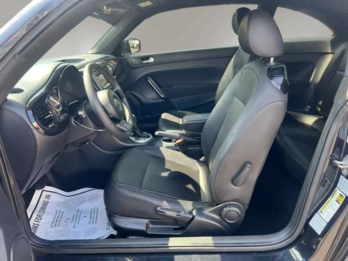 Used 2017 Volkswagen Beetle 1.8T FWD image 22