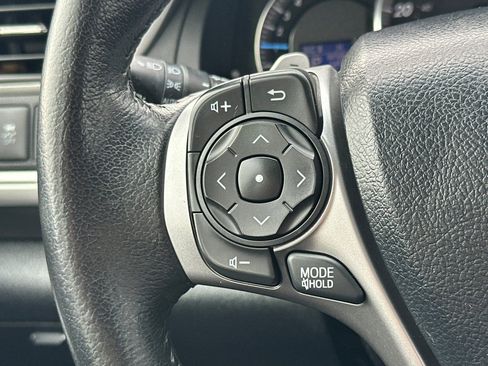 Used 2013 Toyota Camry SE image 24