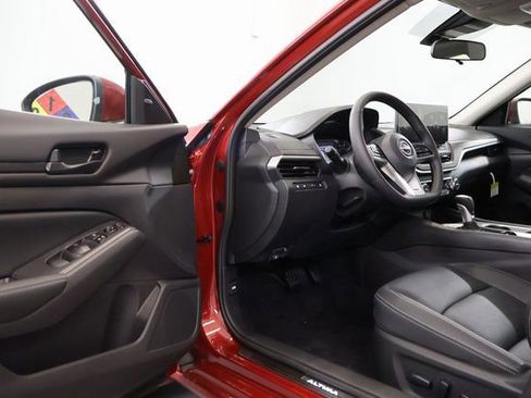 New 2026 Nissan Altima 2.5 SV w/ SV Premium Package AWD/4WD image 8