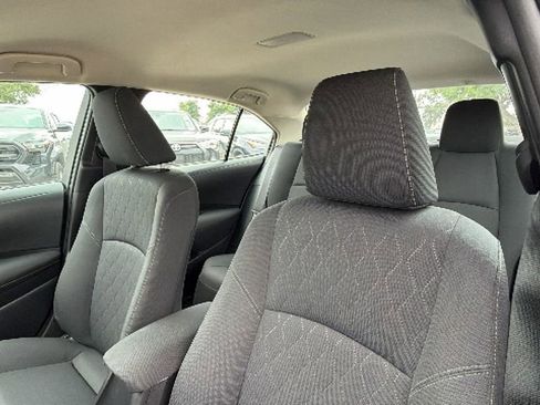Used 2025 Toyota Corolla LE FWD image 21