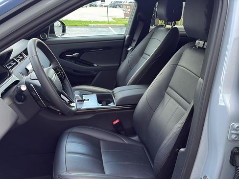 Used 2025 Land Rover Range Rover Evoque S AWD/4WD image 8