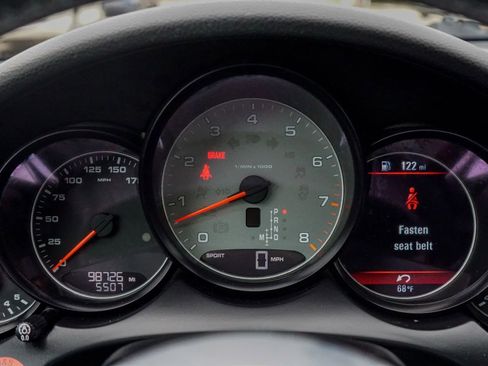 Used 2016 Porsche Cayenne S image 29