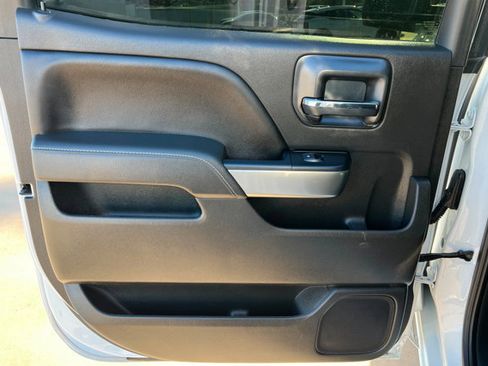 Used 2018 Chevrolet Silverado 1500 LT w/ All Star Edition image 18