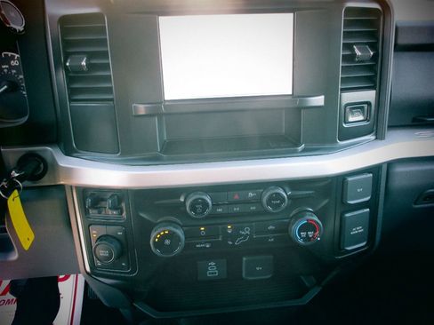 New 2026 Ford F250 XLT w/ FX4 Off-Road Package AWD/4WD image 5