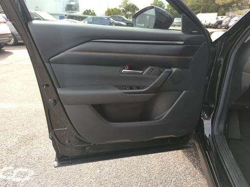 Used 2025 MAZDA CX-50 AWD 2.5 S w/ Premium Plus Pkg image 17