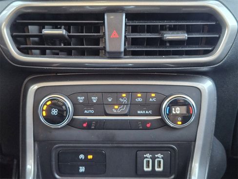 Used 2020 Ford EcoSport SE image 15