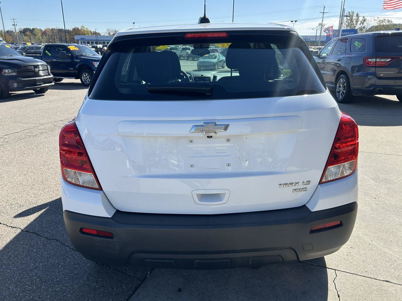 Used 2015 Chevrolet Trax LS w/ LPO, Cargo Package AWD/4WD image 6