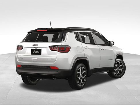 New 2025 Jeep Compass Limited image 5