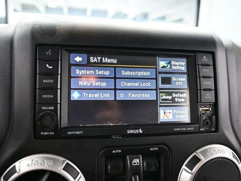 Used 2015 Jeep Wrangler Unlimited Sahara w/ Dual Top Group image 17