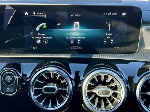 Used 2020 Mercedes-Benz CLA 250 image 30