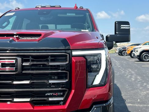 New 2026 GMC Sierra 2500 AT4X AWD/4WD image 11
