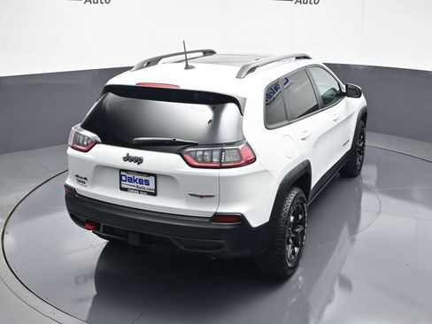 Used 2019 Jeep Cherokee Trailhawk w/ Comfort/Convenience Group AWD/4WD image 54