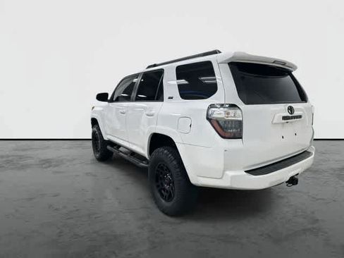 Used 2020 Toyota 4Runner SR5 RWD image 2