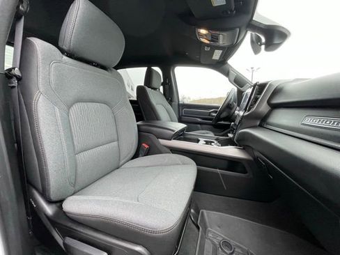 Used 2023 RAM 1500 Big Horn AWD/4WD image 30