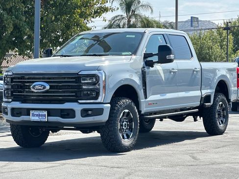 New 2026 Ford F250 Platinum w/ Tremor Off-Road Package AWD/4WD image 8