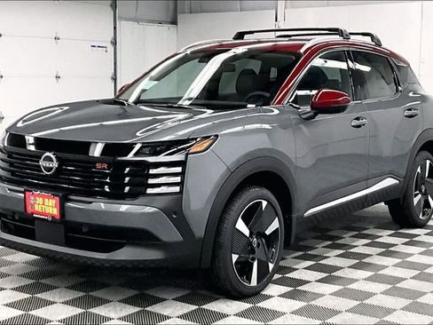 New 2026 Nissan Kicks SR w/ Cold Weather Package image 3