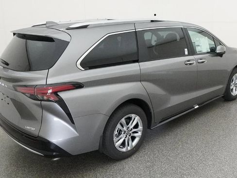 New 2026 Toyota Sienna Limited image 11