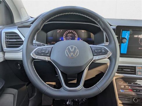 New 2025 Volkswagen Taos SE image 13