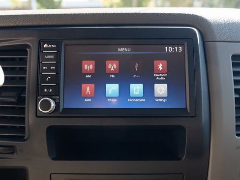 Used 2020 Nissan NV 3500 SV image 15