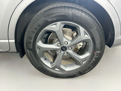 Used 2024 Ford Escape ST-Line AWD/4WD image 11