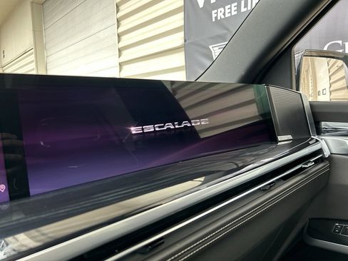 Used 2026 Cadillac Escalade ESV Sport w/ LPO, Floor Liner Package image 23