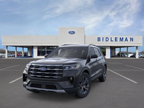 New 2026 Ford Explorer Active w/ Active Comfort Package AWD/4WD image 2