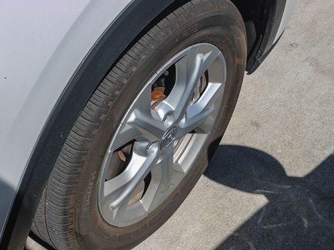 Used 2024 Honda HR-V LX image 17