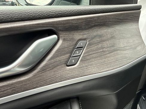 Certified 2023 Jeep Grand Cherokee L Limited AWD/4WD image 20