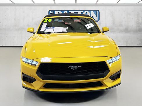 Used 2024 Ford Mustang Premium image 2