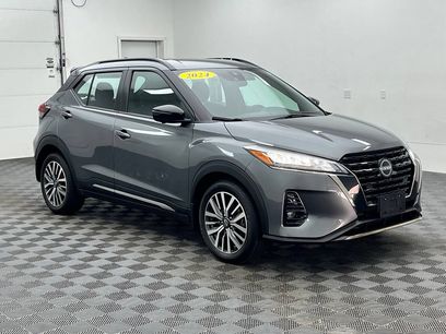 Used 2024 Nissan Kicks SR