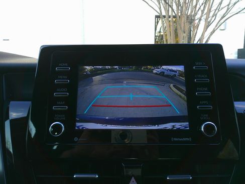 Used 2022 Toyota Camry LE image 26