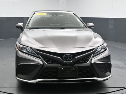 Used 2024 Toyota Camry XSE w/ Navigation Package FWD image 3