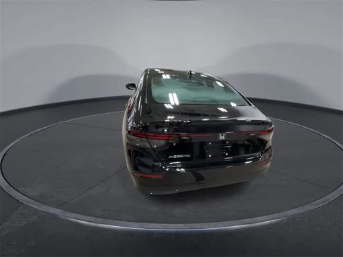 Used 2023 Honda Accord LX image 7