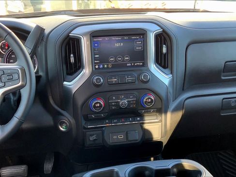 Used 2022 Chevrolet Silverado 1500 RST image 6