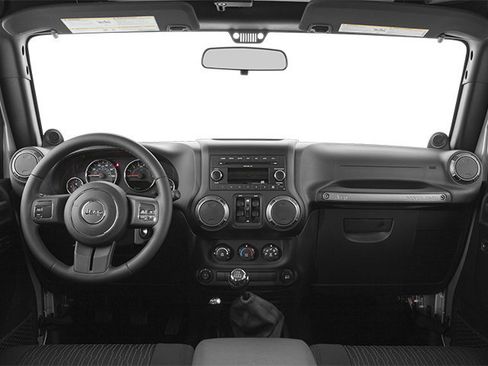 Used 2014 Jeep Wrangler Unlimited Sahara w/ Connectivity Group AWD/4WD image 10