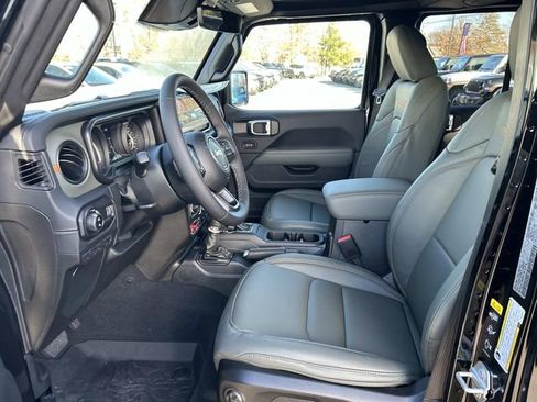 New 2026 Jeep Gladiator Mojave image 6