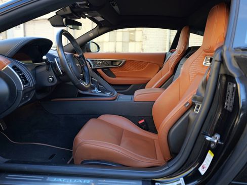 Used 2021 Jaguar F-TYPE R image 68