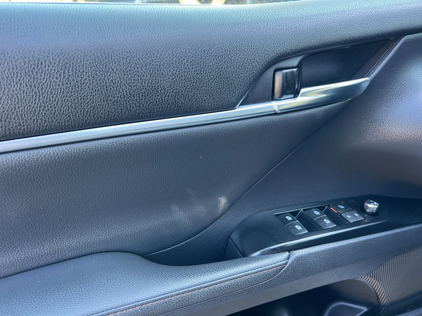 Used 2019 Toyota Camry XLE w/ Driver Assist Package FWD image 10