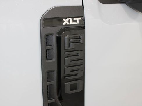 New 2026 Ford F250 XLT w/ XLT Premium Package image 13