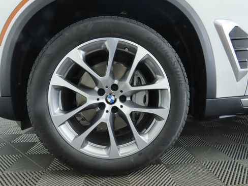 Certified 2026 BMW X5 sDrive40i w/ Premium Package image 31