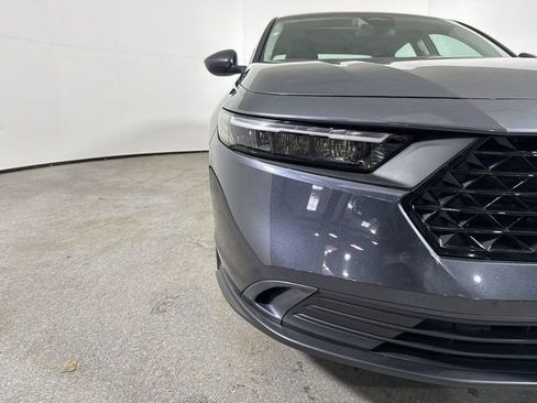 Certified 2023 Honda Accord EX image 28