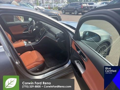 Used 2022 Mercedes-Benz C 300 4MATIC Sedan image 11
