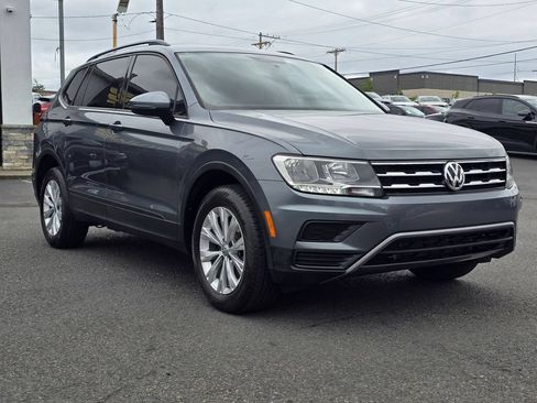 Used 2018 Volkswagen Tiguan S FWD image 4