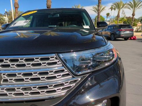 Used 2023 Ford Explorer Limited w/ Limited Technology Package image 10