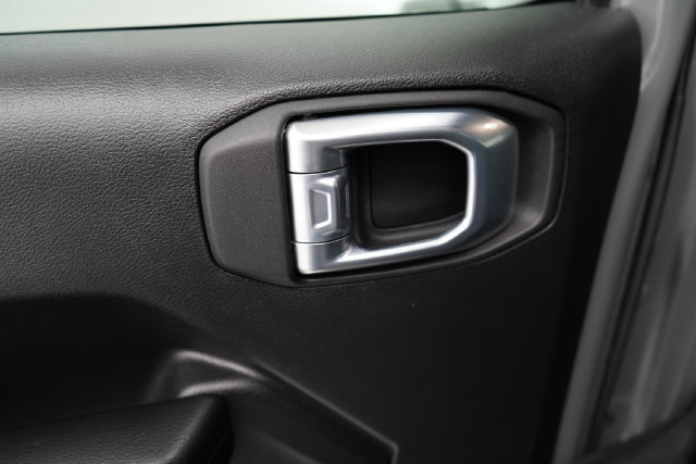 Used 2021 Jeep Wrangler Unlimited Sport AWD/4WD image 33