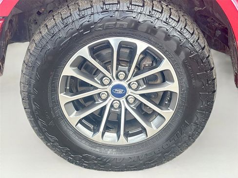 Used 2019 Ford F150 Lariat w/ Equipment Group 502A Luxury image 33