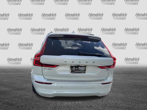 Used 2023 Volvo XC60 B5 Core w/ Climate Package FWD image 9