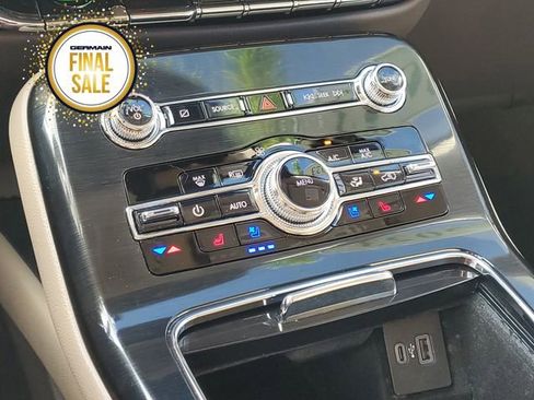 Certified 2023 Lincoln Nautilus Reserve image 27