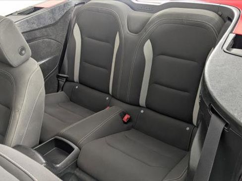 Used 2020 Chevrolet Camaro LT image 21