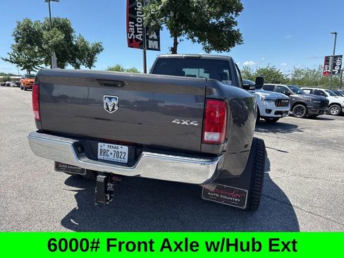 Used 2018 RAM 3500 Tradesman w/ Chrome Appearance Group AWD/4WD image 12